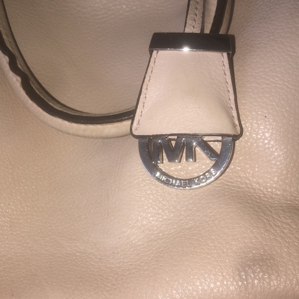 Michael Kors handbag - Picture 4 of 5